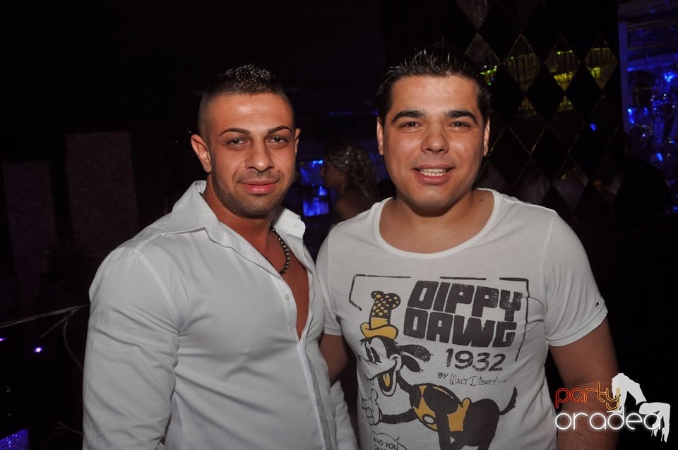 Party cu Roboman în The One, 