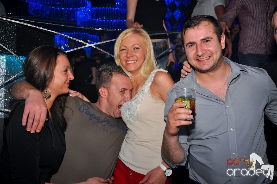 Party cu Roboman în The One,
