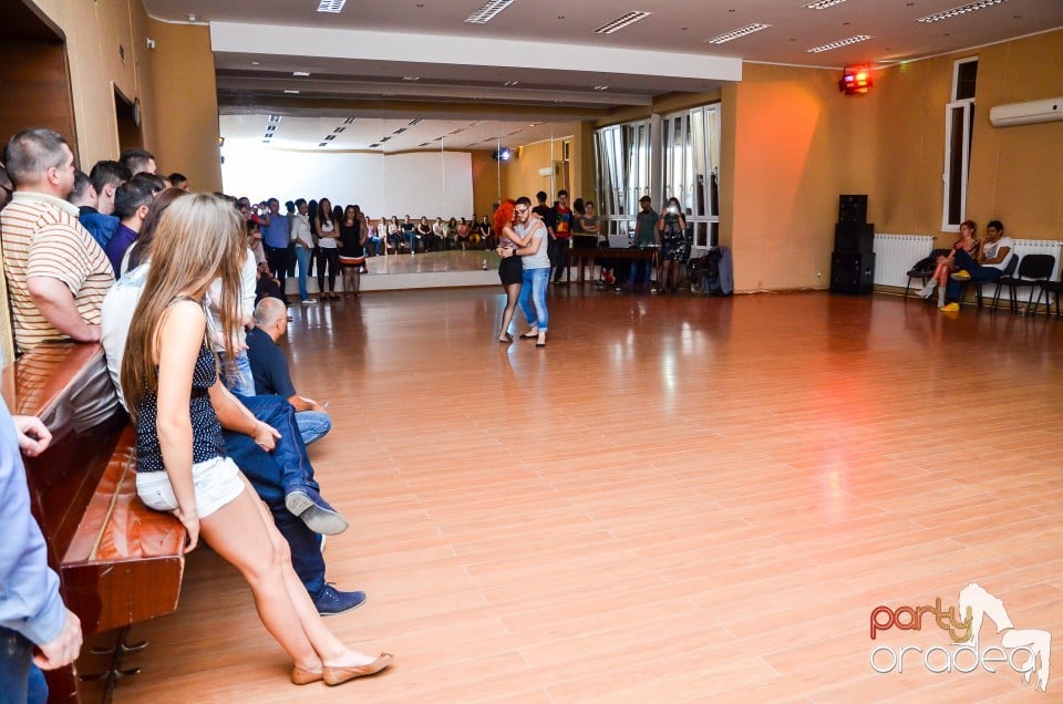 Party final de curs Latino Vibes Dance Academy, Casa de Cultură a Sindicatelor din Oradea