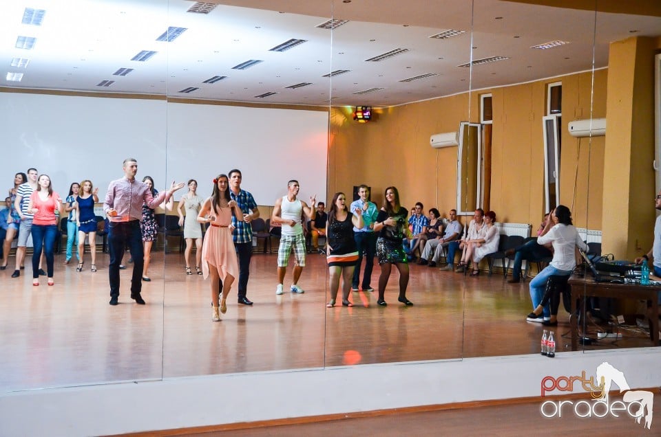 Party final de curs Latino Vibes Dance Academy, Casa de Cultură a Sindicatelor din Oradea