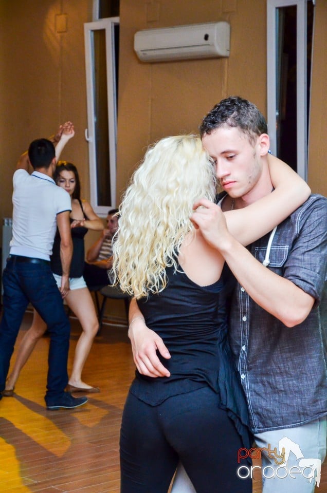 Party final de curs Latino Vibes Dance Academy, Casa de Cultură a Sindicatelor din Oradea