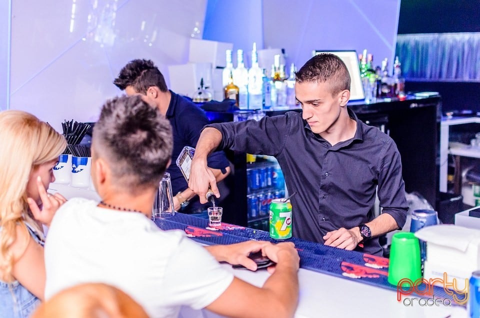 Party în Avenue, 