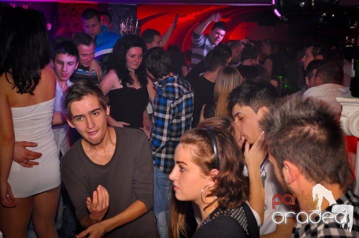 Party în Club Atti's, 