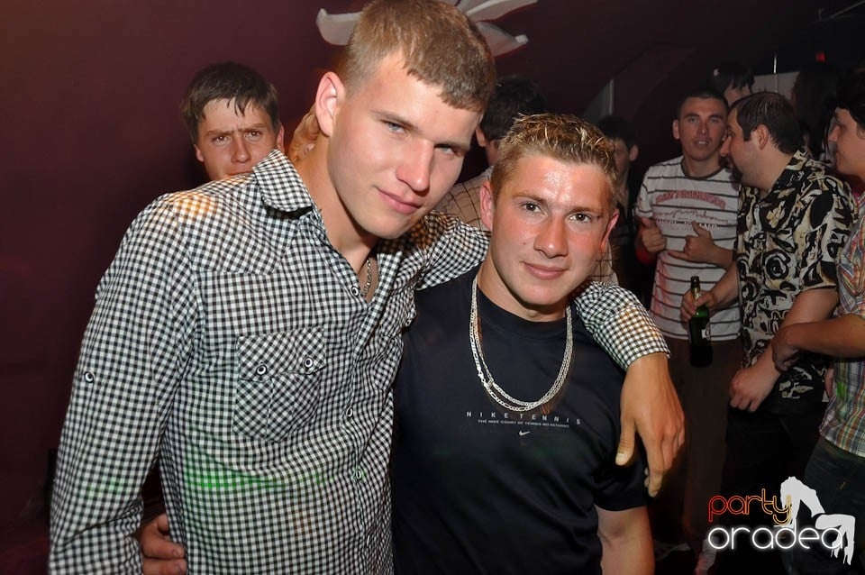 Party în Club Atti's, 