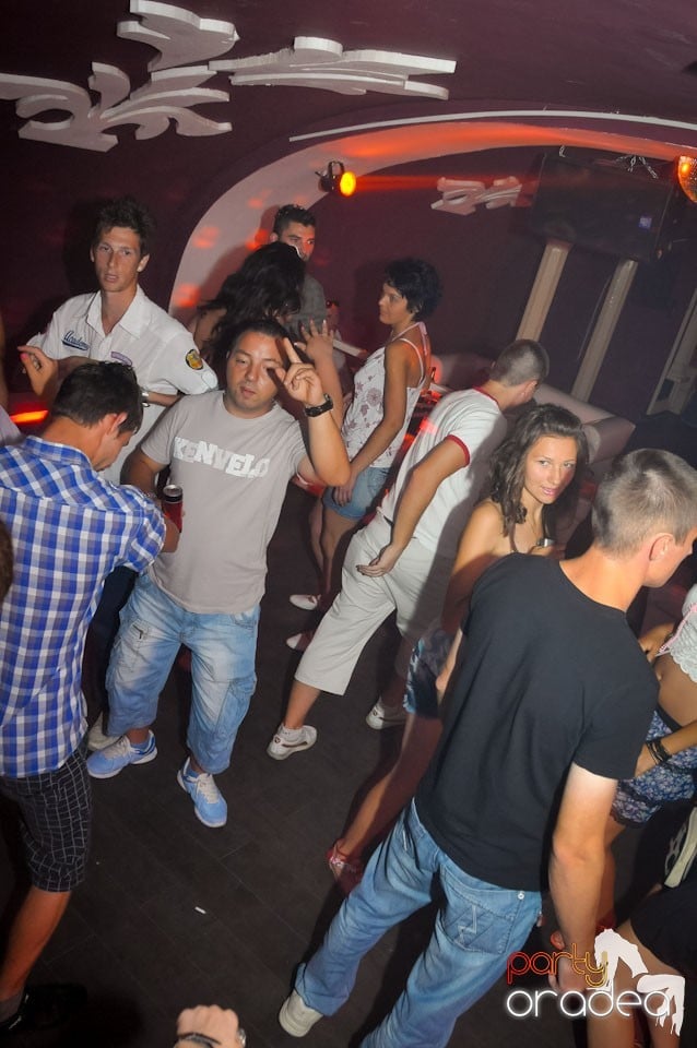 Party în Club Atti's, 
