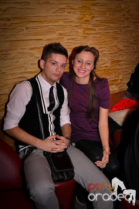 Party în Club Downtown, 