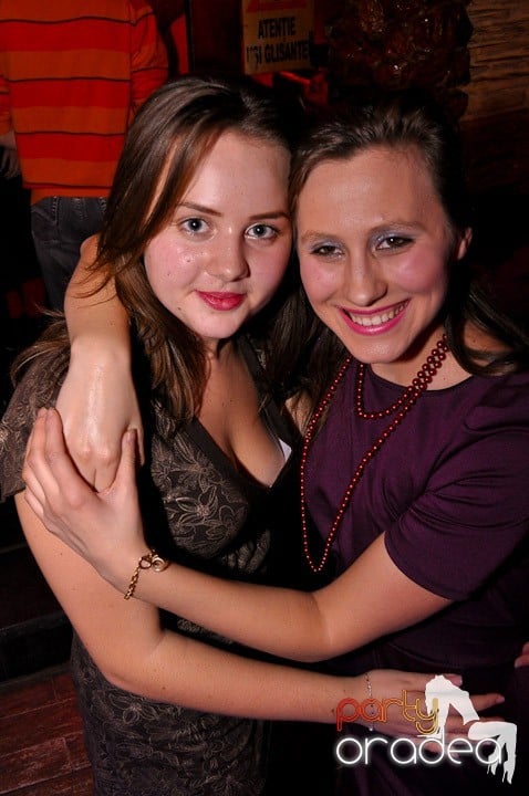 Party în Club Downtown, 
