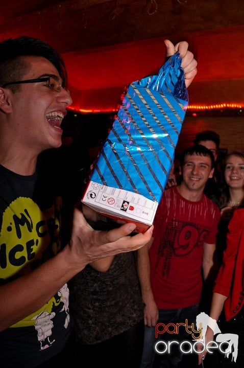 Party în Club Downtown, 