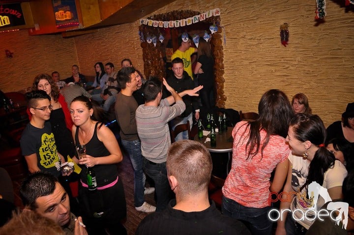 Party în Club Downtown, 