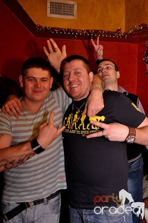 Party în Club Downtown, 