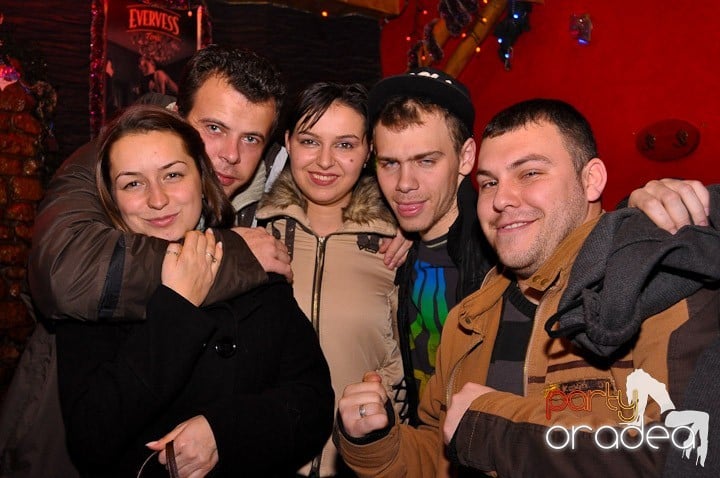 Party în Club Downtown, 