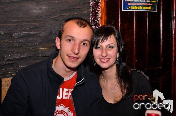 Party în Club Downtown, 