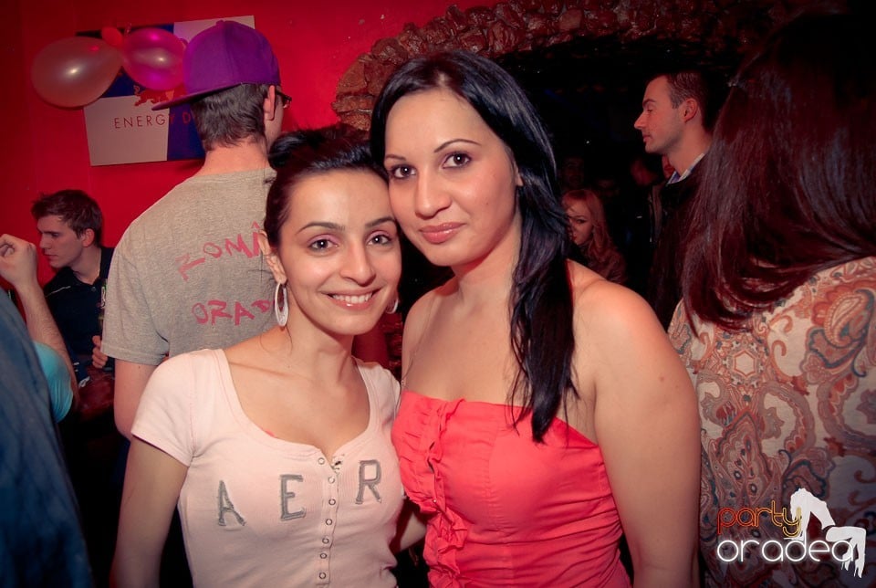 Party în Club Downtown, 