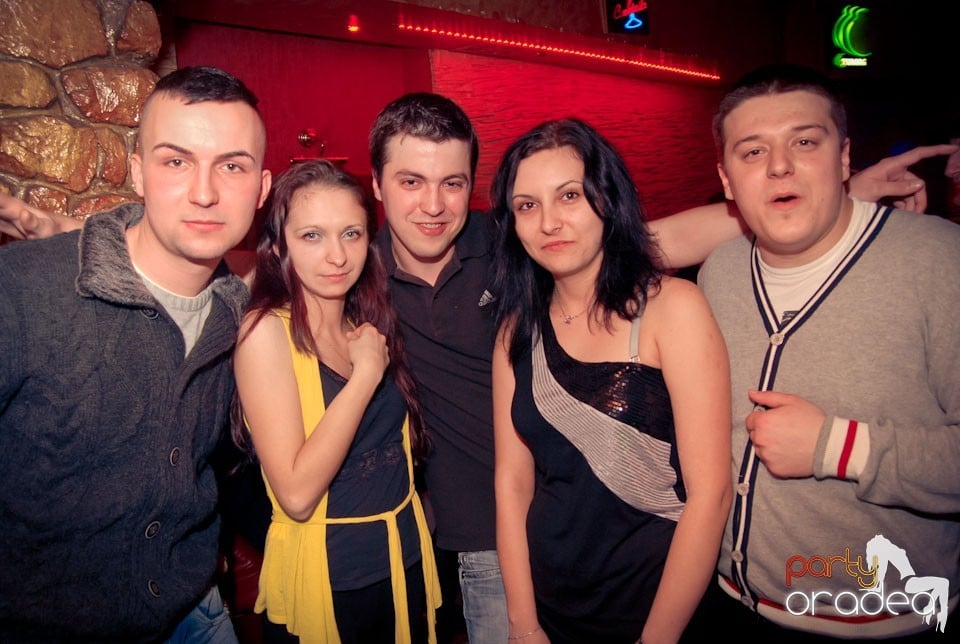 Party în Club Downtown, 