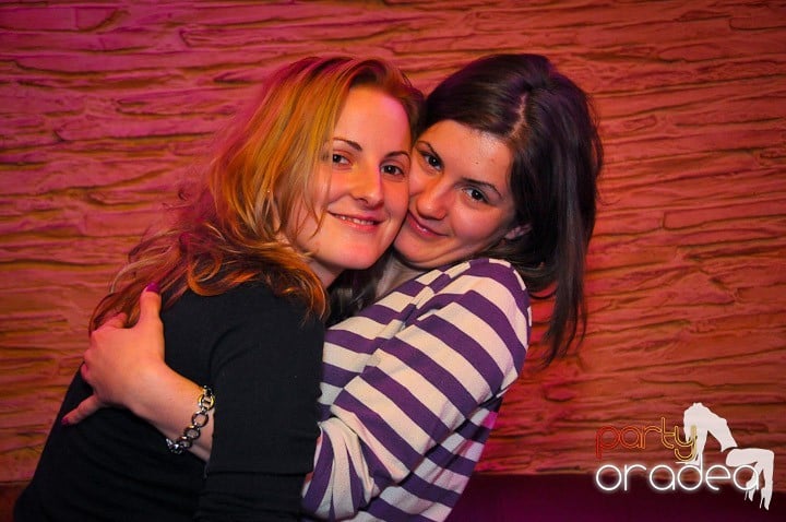 Party în Club Downtown, 