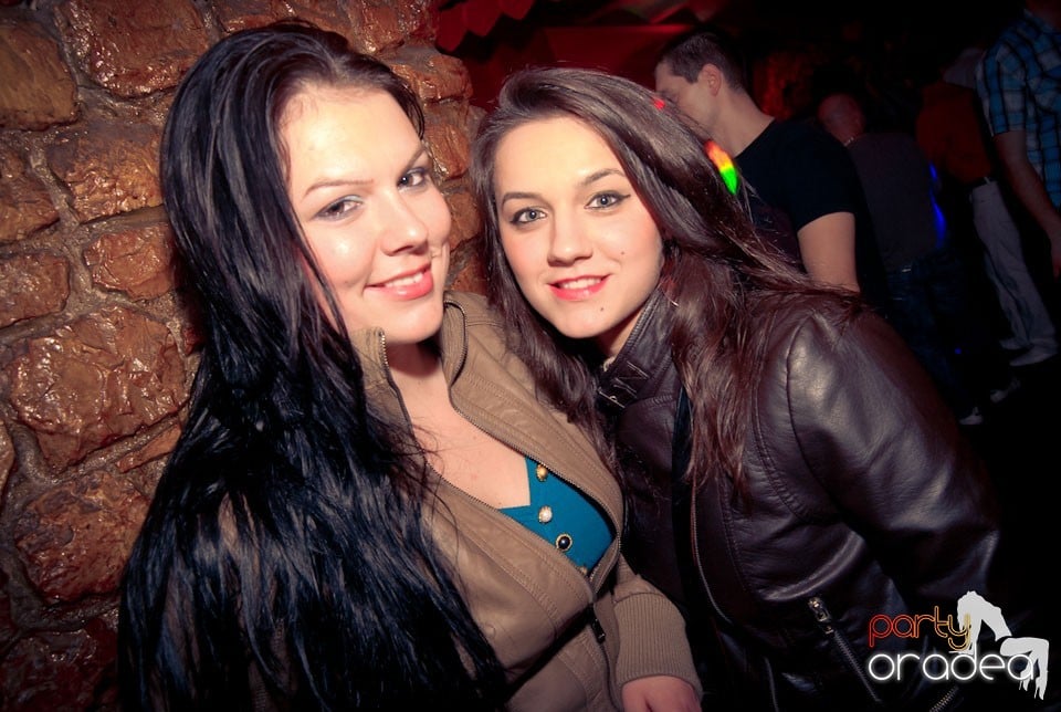 Party în Club Downtown, 