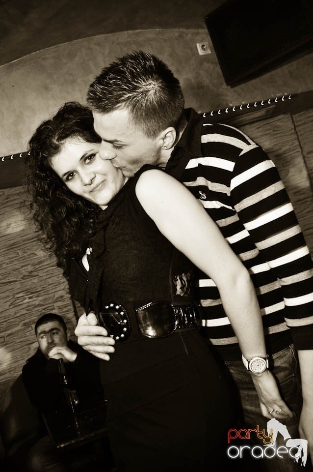 Party în Club Downtown, 