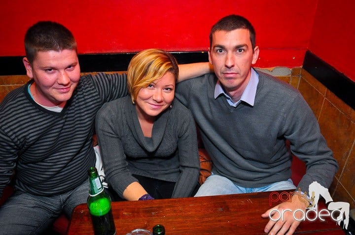 Party în Club Downtown, 