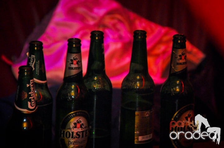 Party în Club Downtown, 