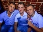 Party în Club Escape, sâmbătă noaptea