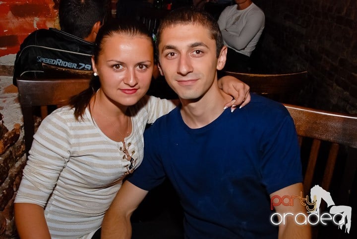 Party în Club Escape, 