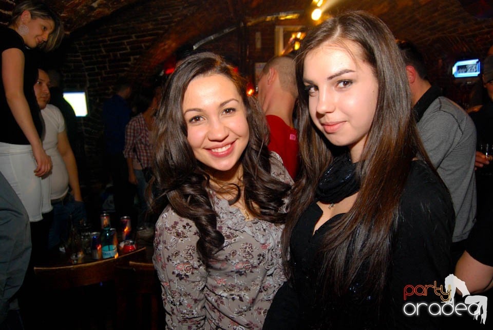 Party în Club Escape, 