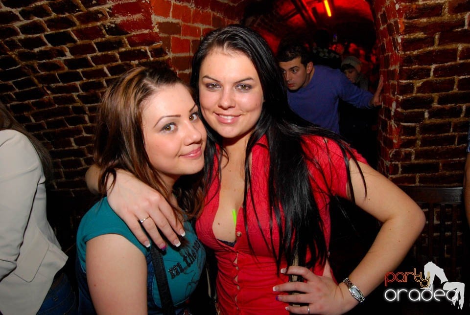 Party în Club Escape, 