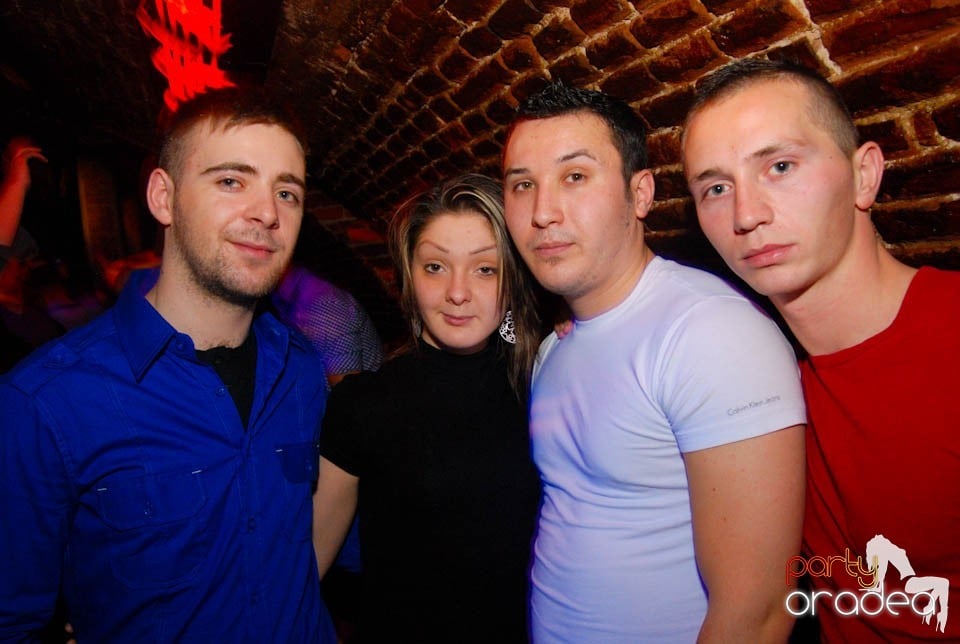 Party în Club Escape, 