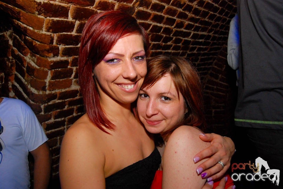 Party în Club Escape, 