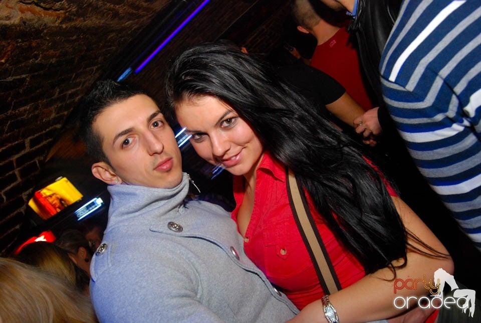 Party în Club Escape, 