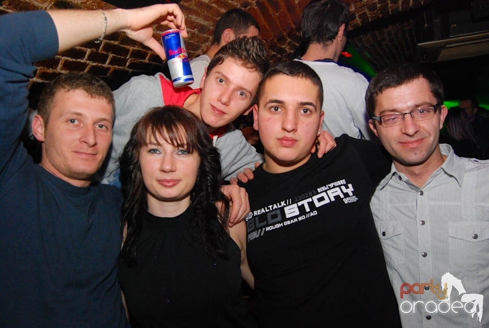 Party în Club Escape, 