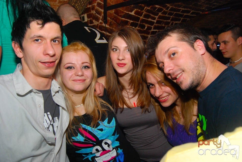 Party în Club Escape, 