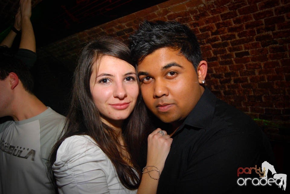 Party în Club Escape, 