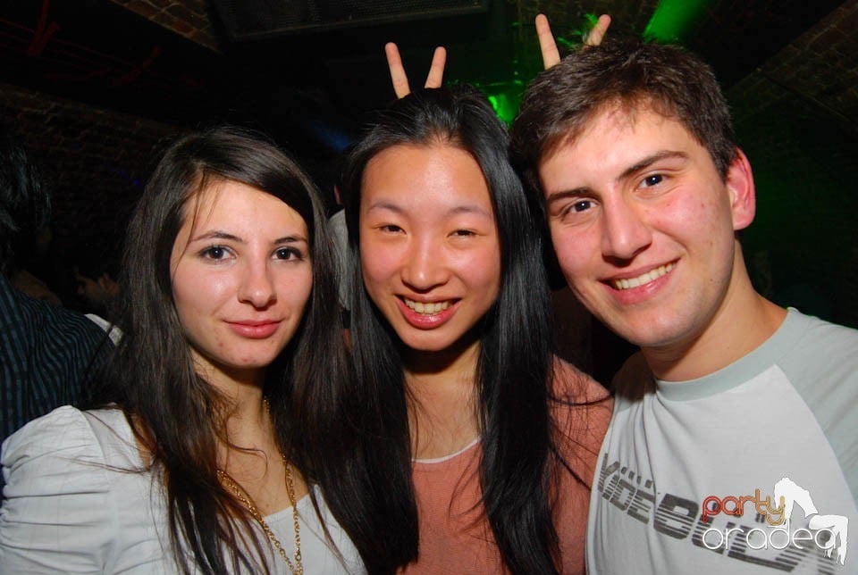 Party în Club Escape, 