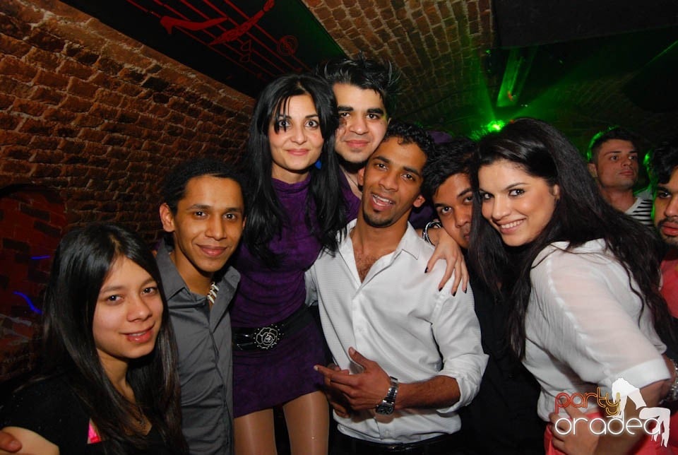 Party în Club Escape, 