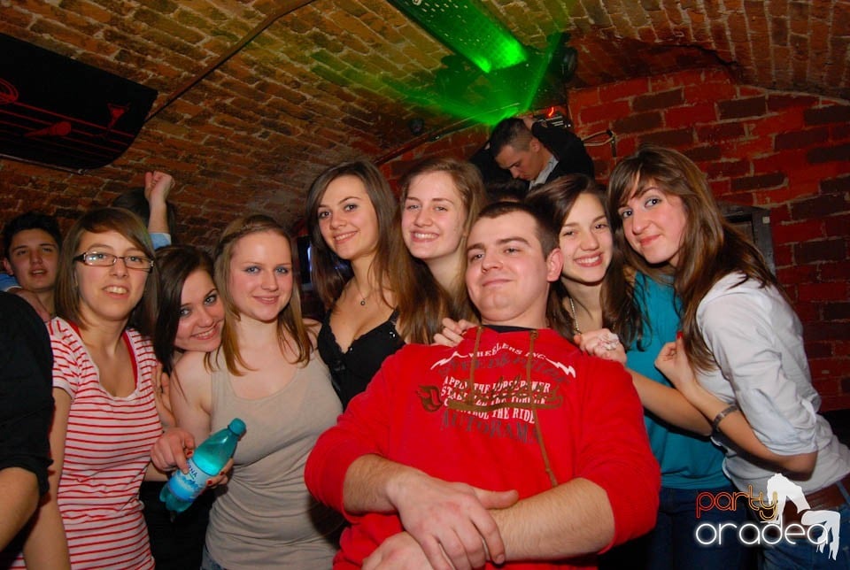 Party în Club Escape, 