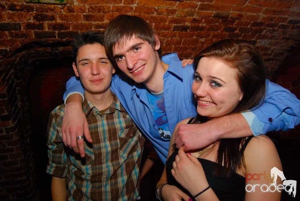 Party în Club Escape, 