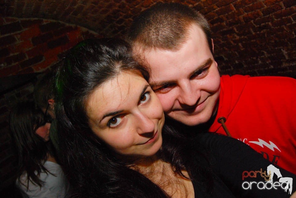 Party în Club Escape, 