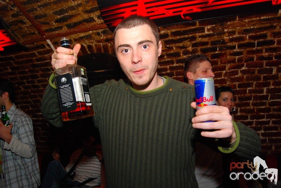 Party în Club Escape, 