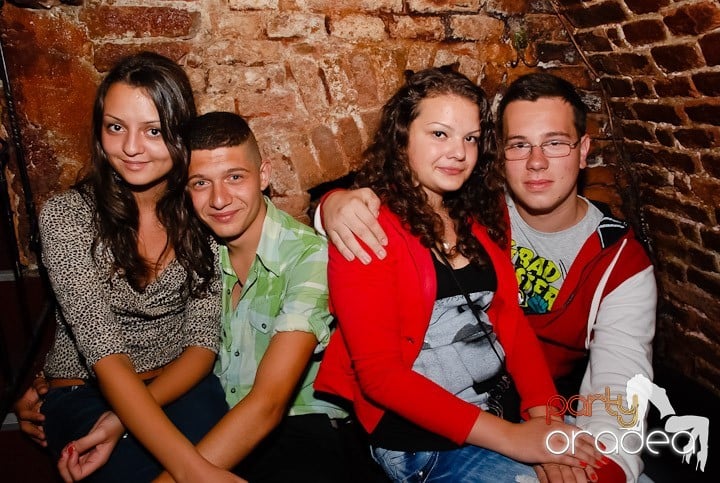 Party în Club Escape, 