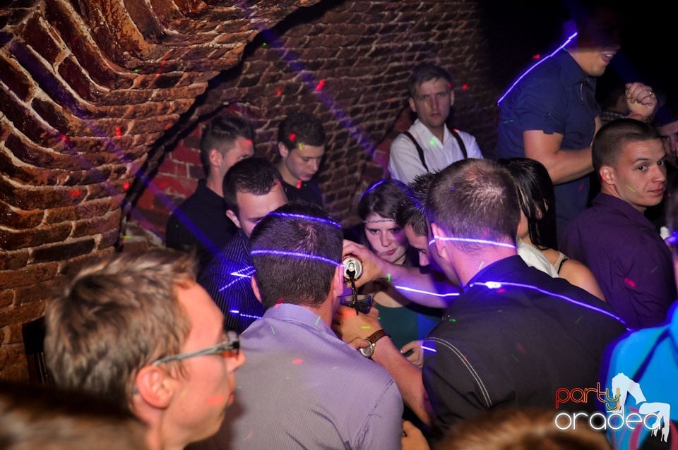 Party în Club Escape, 