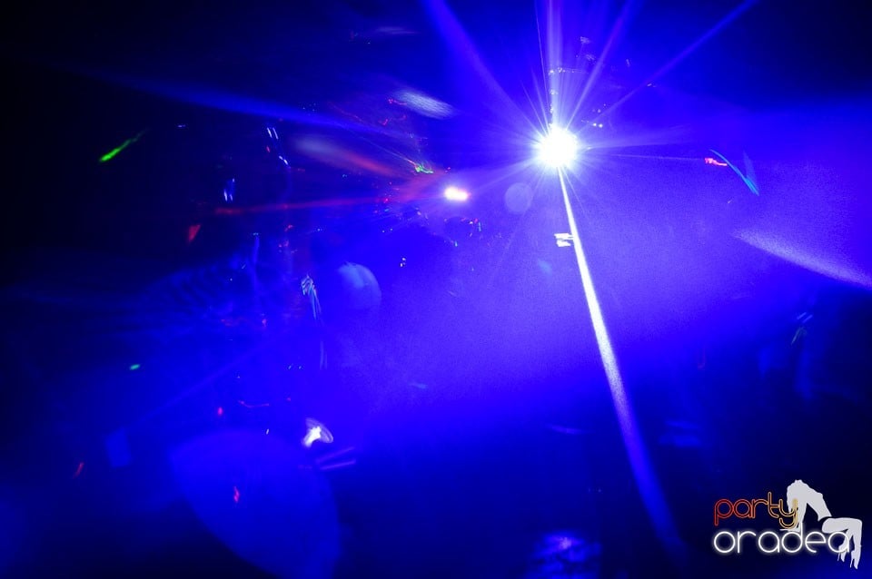 Party în Club Escape, 