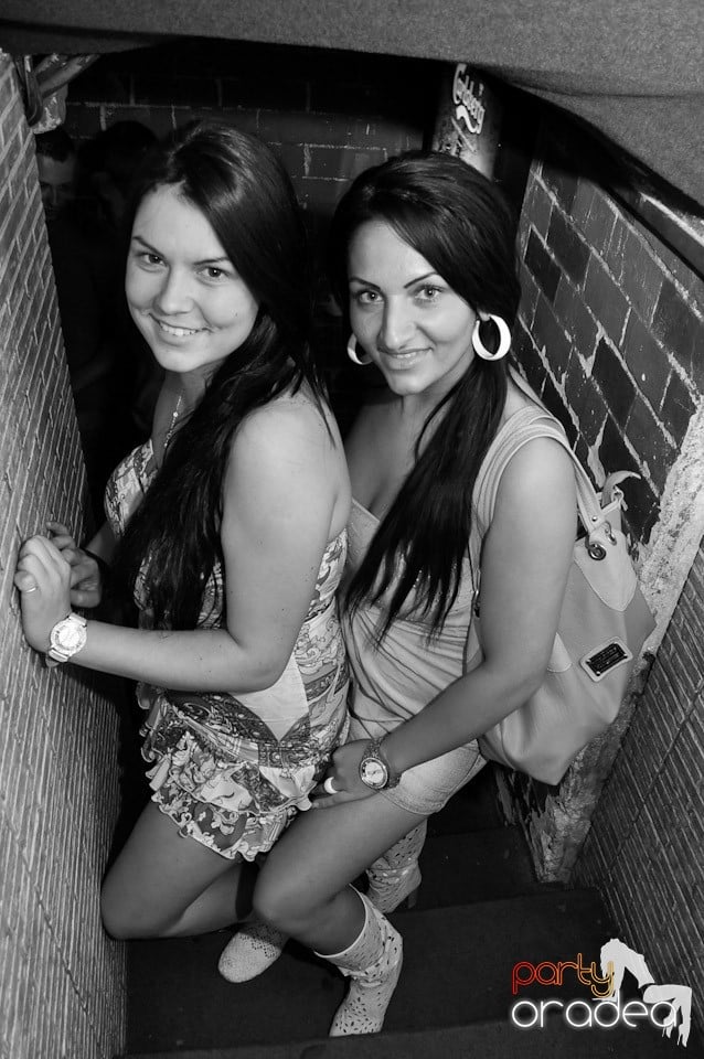 Party în Club Escape, 