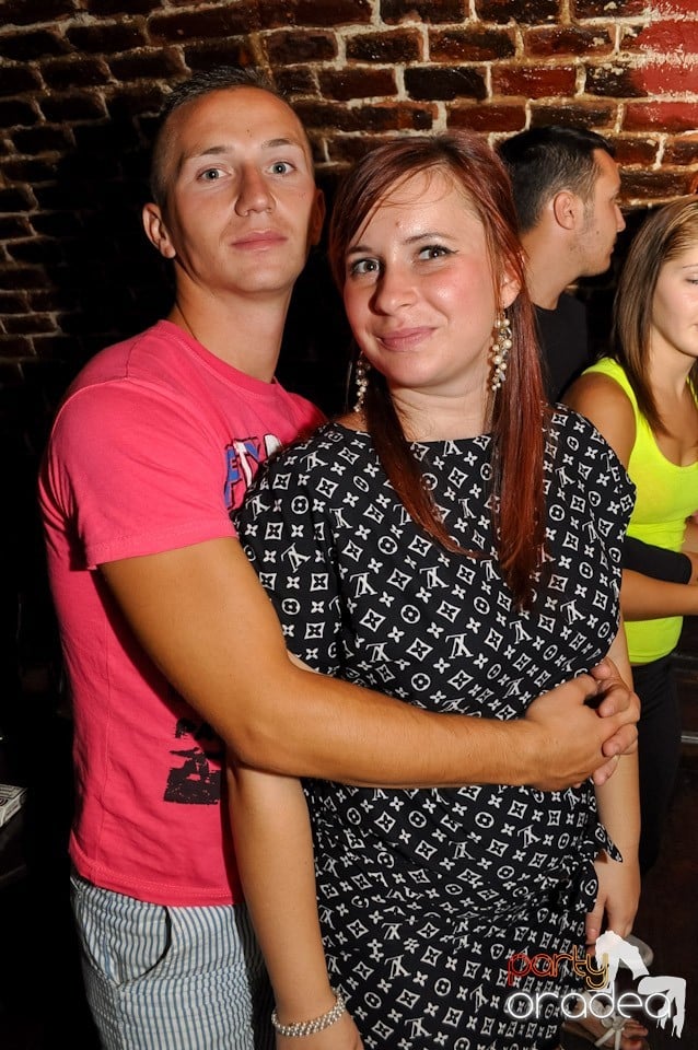 Party în Club Escape, 