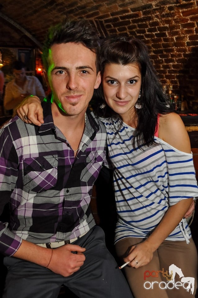 Party în Club Escape, 