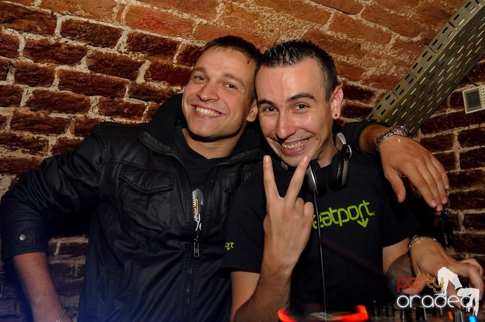 Party în Club Escape, 