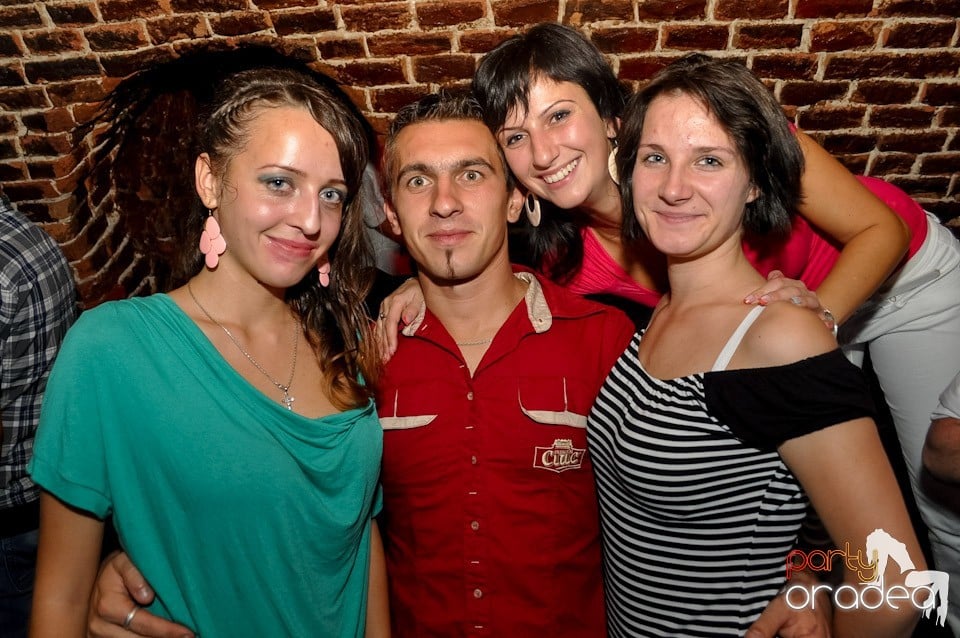 Party în Club Escape, 