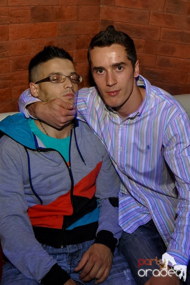 Party în Club Escape, 