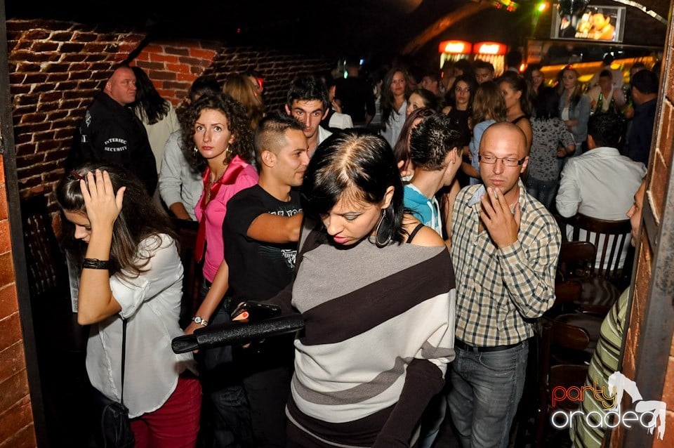 Party în Club Escape, 