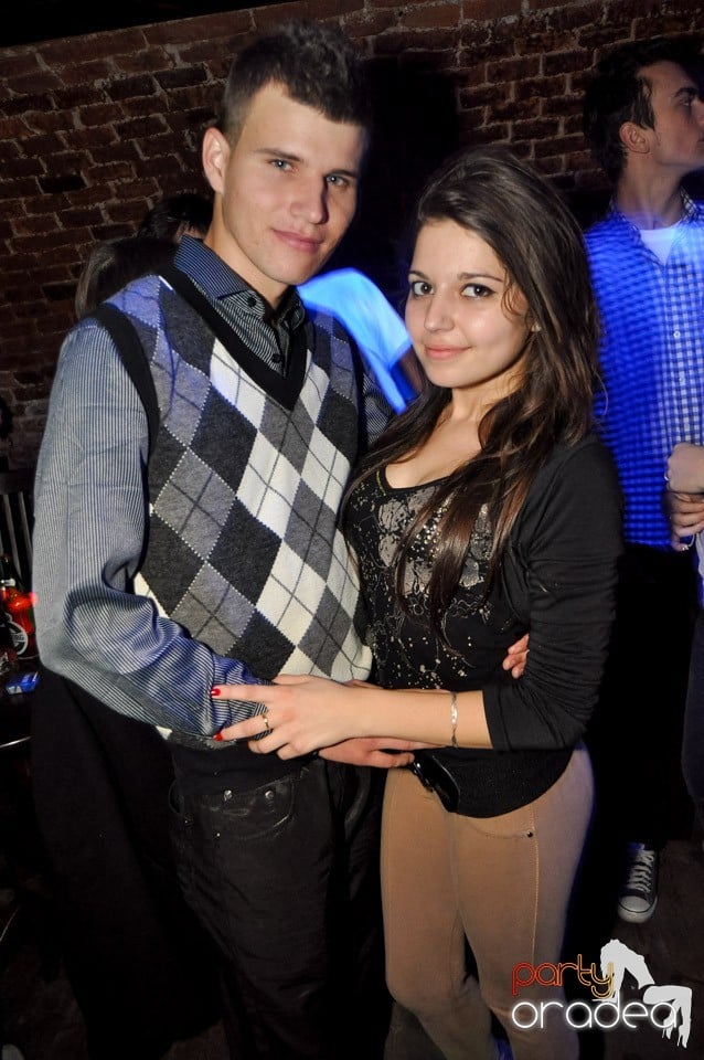 Party în Club Escape, 